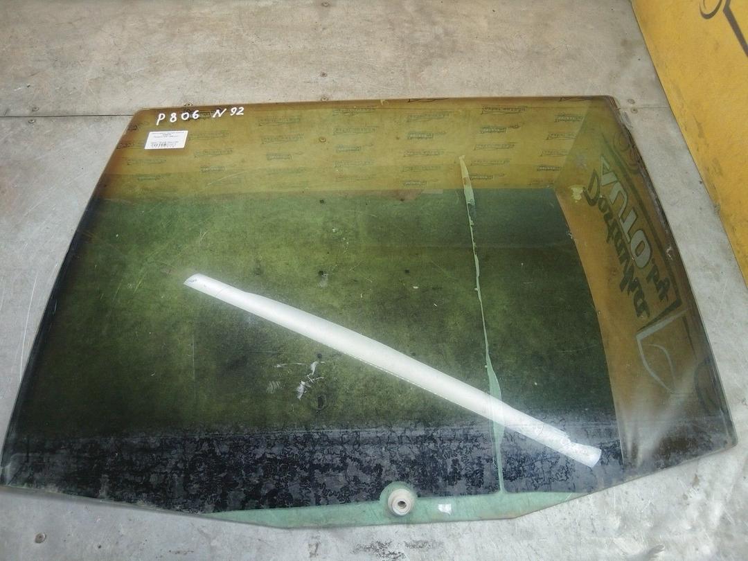 Стекло двери задней правой Q96EZ5 Peugeot 806