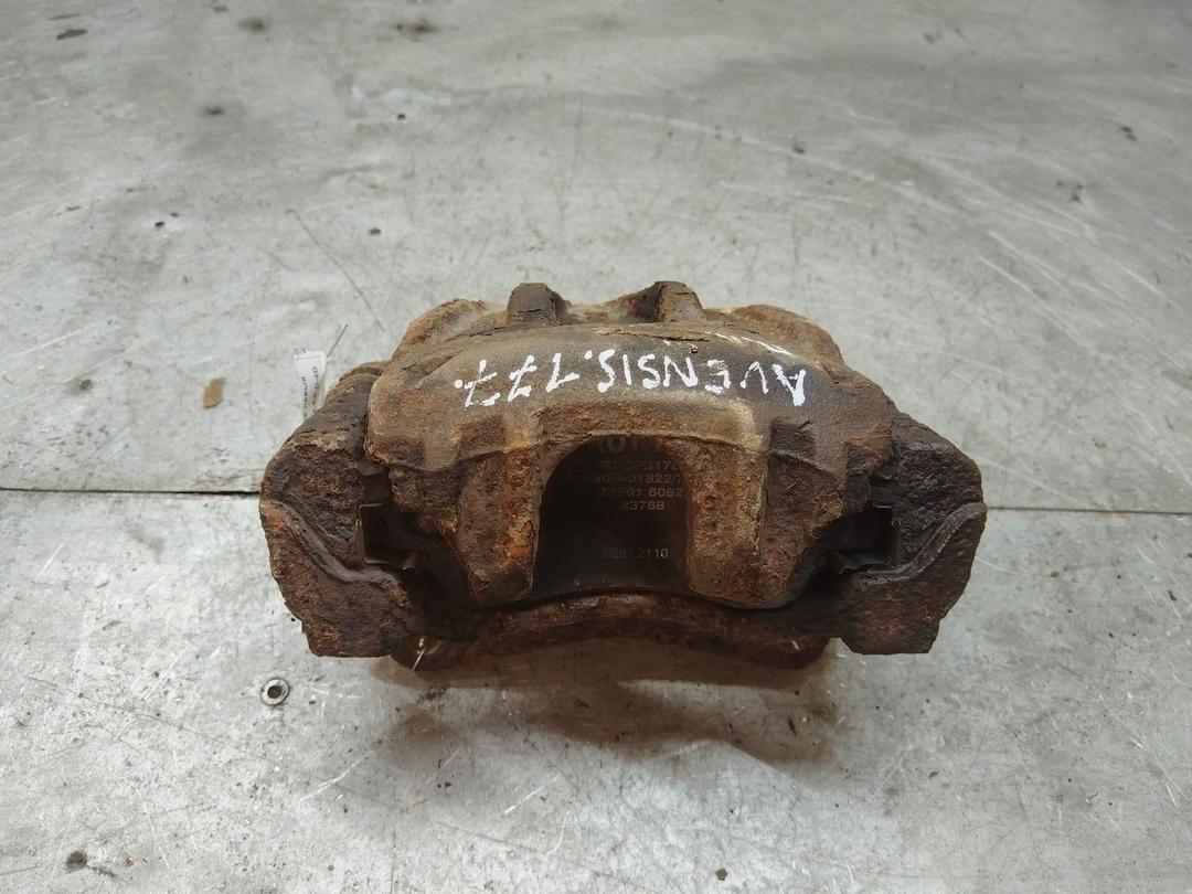 Суппорт передний левый ZIX3X3 Toyota Avensis