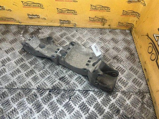 Кронштейн генератора YB0GFL Ford Galaxy