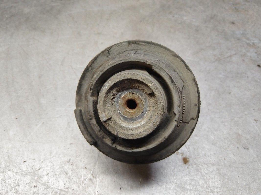 Подушка крепления двигателя Q9H3P8 Mercedes C W202 - Фото 7