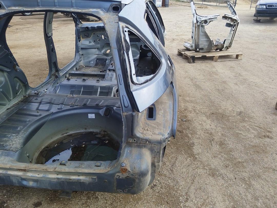 Крыло заднее правое 2GKUPQ Peugeot 407 undefined