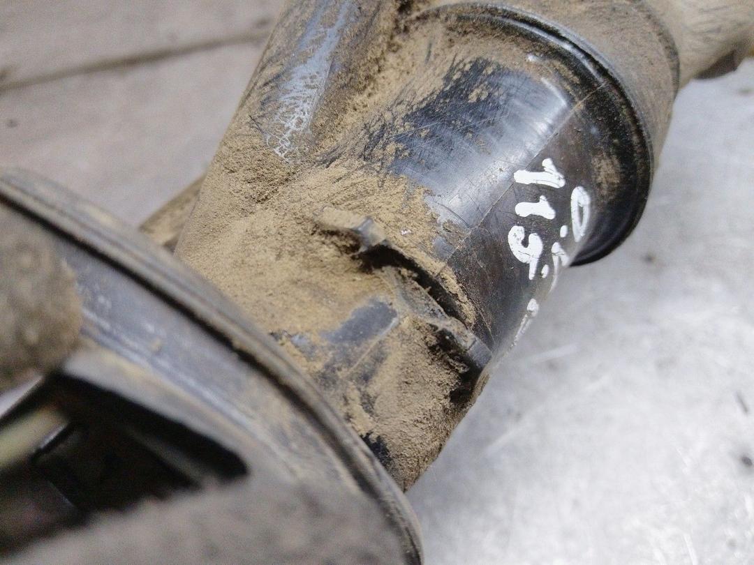 Горловина топливного бака P3RXHF Opel Vectra - Фото 4