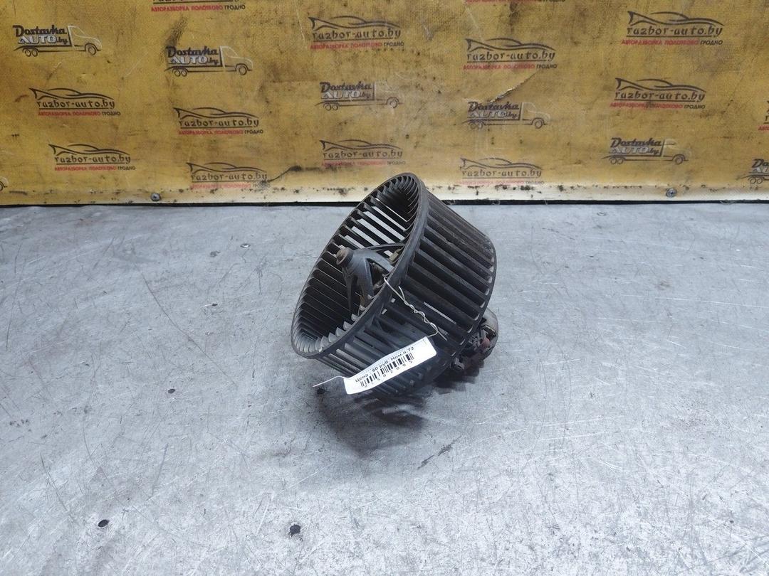 Моторчик печки D8DUR8 Citroen Xantia