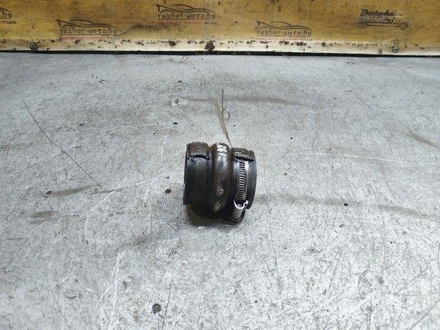 Патрубок (трубопровод, шланг) V3BKPN Ford Focus