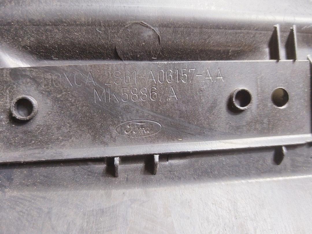 Бардачок 84OXL8 Ford C-Max купить с доставкой. Огромный выбор салонов. У нас есть практически все.