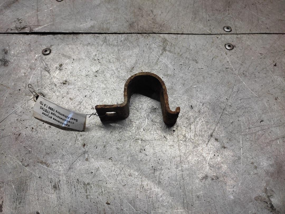 Крепление втулки стабилизатора 17ETH3 Seat Alhambra купить