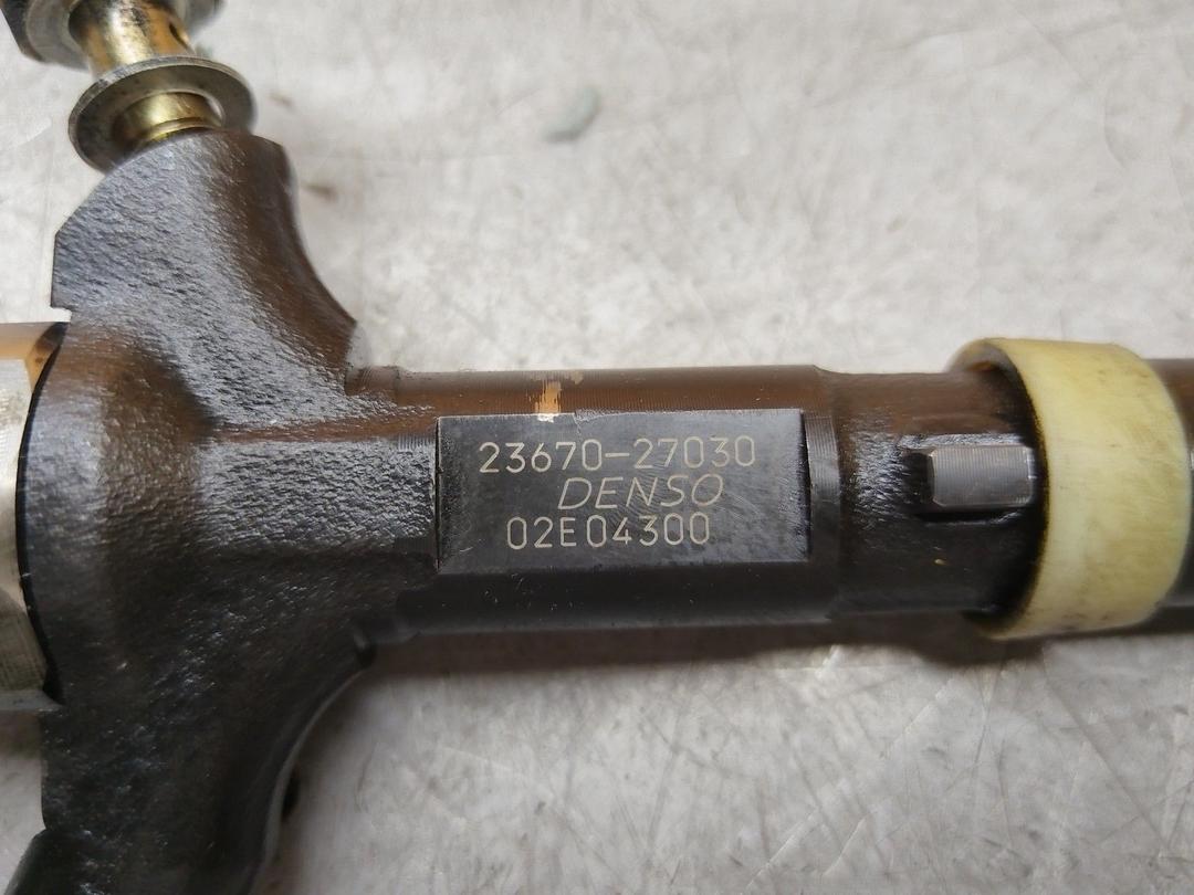 Форсунка 8N5BT2 Toyota Corolla купить с доставкой