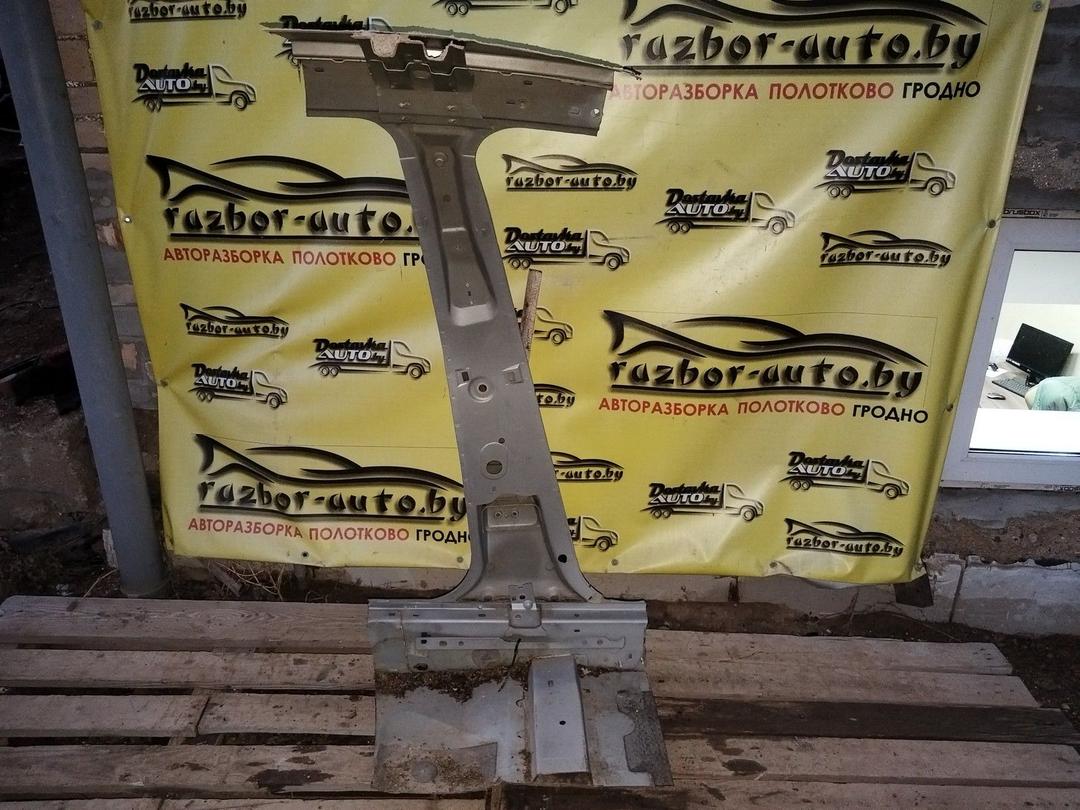 Стойка кузовная центральная левая M5047G Citroen C5 купить в магазине запчастей бу