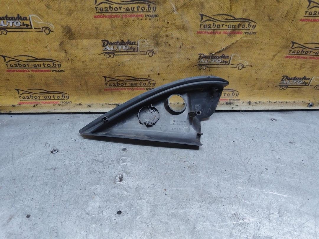 Заглушка зеркала правого MN65L5 Peugeot 206 купить с доставкой