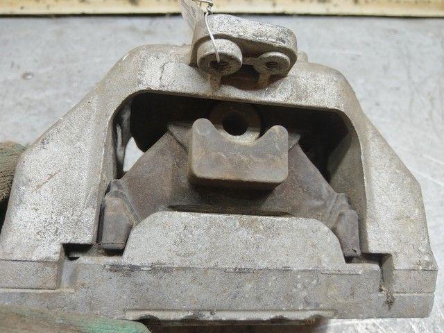 Подушка крепления двигателя 9TJDWA Volkswagen Golf купить в магазине запчастей бу