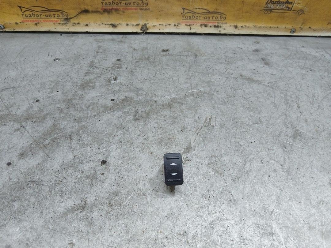 Кнопка стеклоподъемника заднего правого 901JKV Ford Galaxy