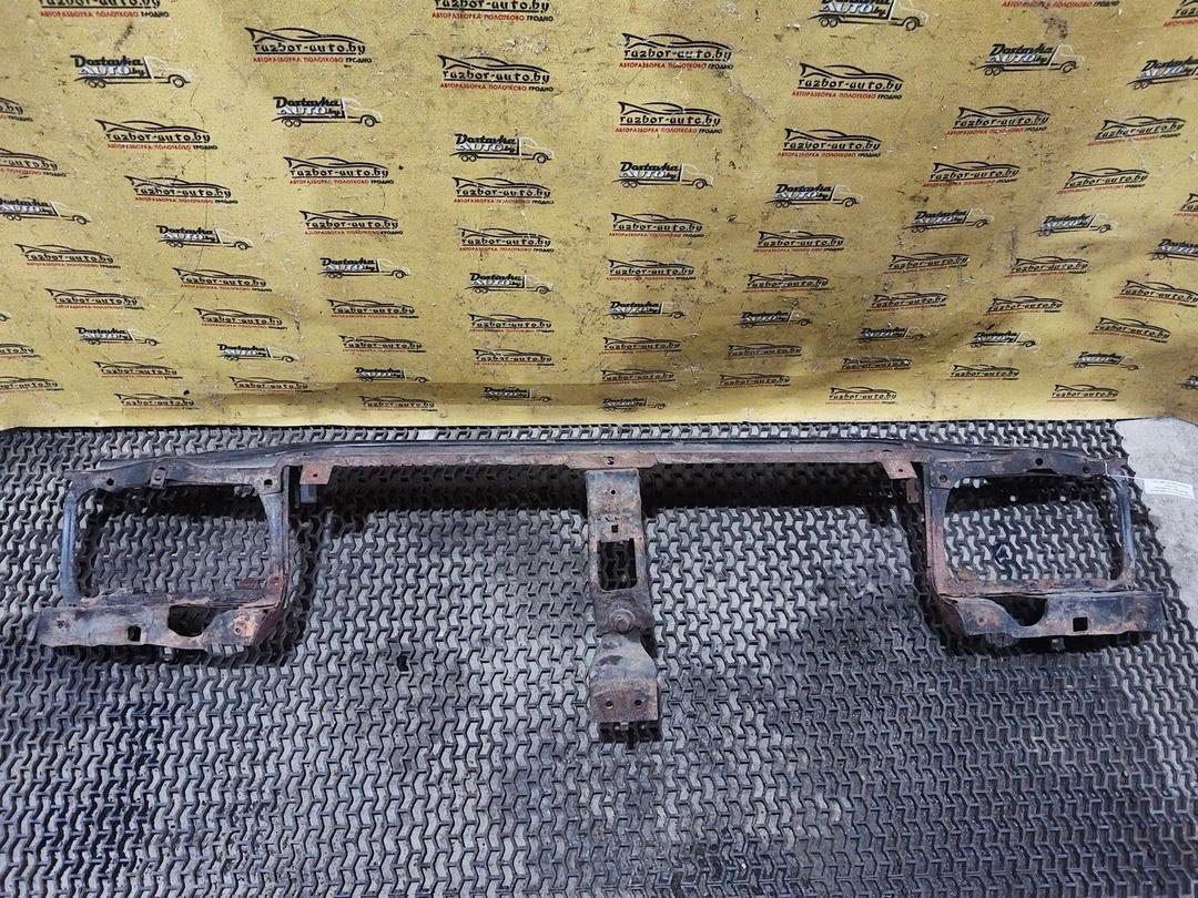 Передняя панель крепления облицовки (телевизор) 2LXG3H Renault Laguna