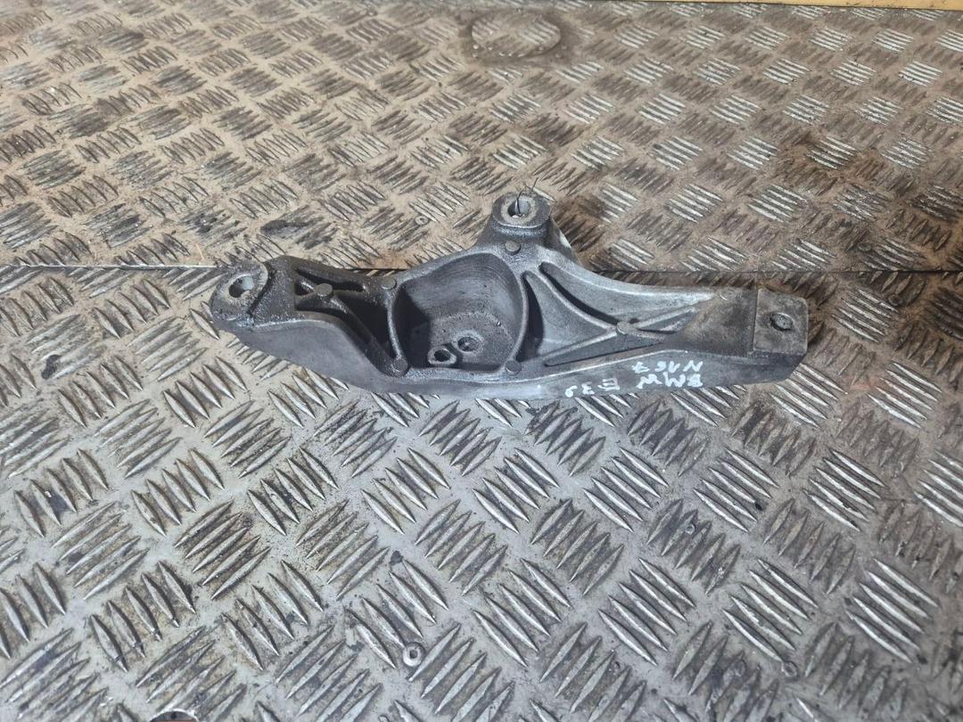 Кронштейн двигателя 3EZXF5 BMW 5 E39 - Фото 1