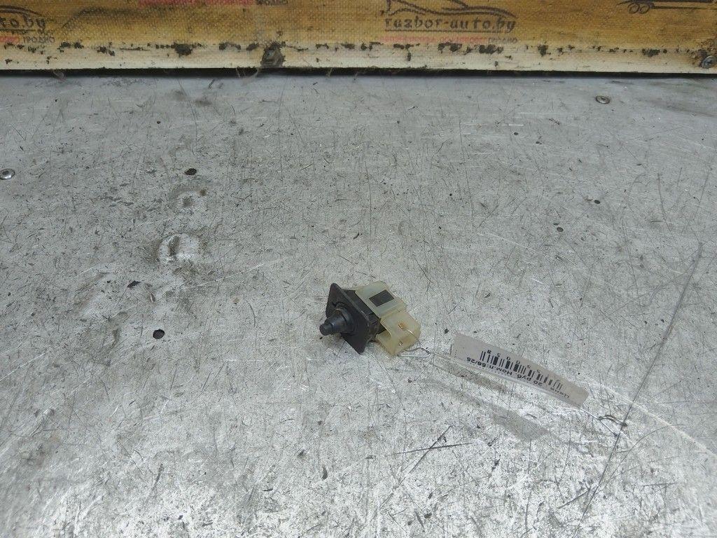 Выключатель концевой (концевик) 3CWC3F Mercedes A W168 - Фото 3