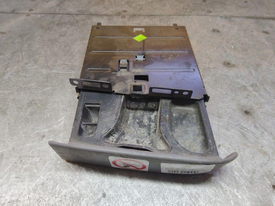 Пепельница TUAT2R Chrysler Voyager купить с доставкой