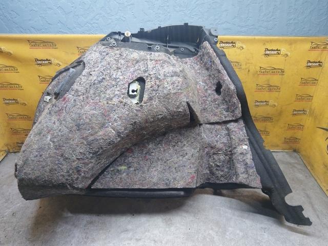 Обшивка багажника AMHCCE Toyota Corolla купить на авторазборке