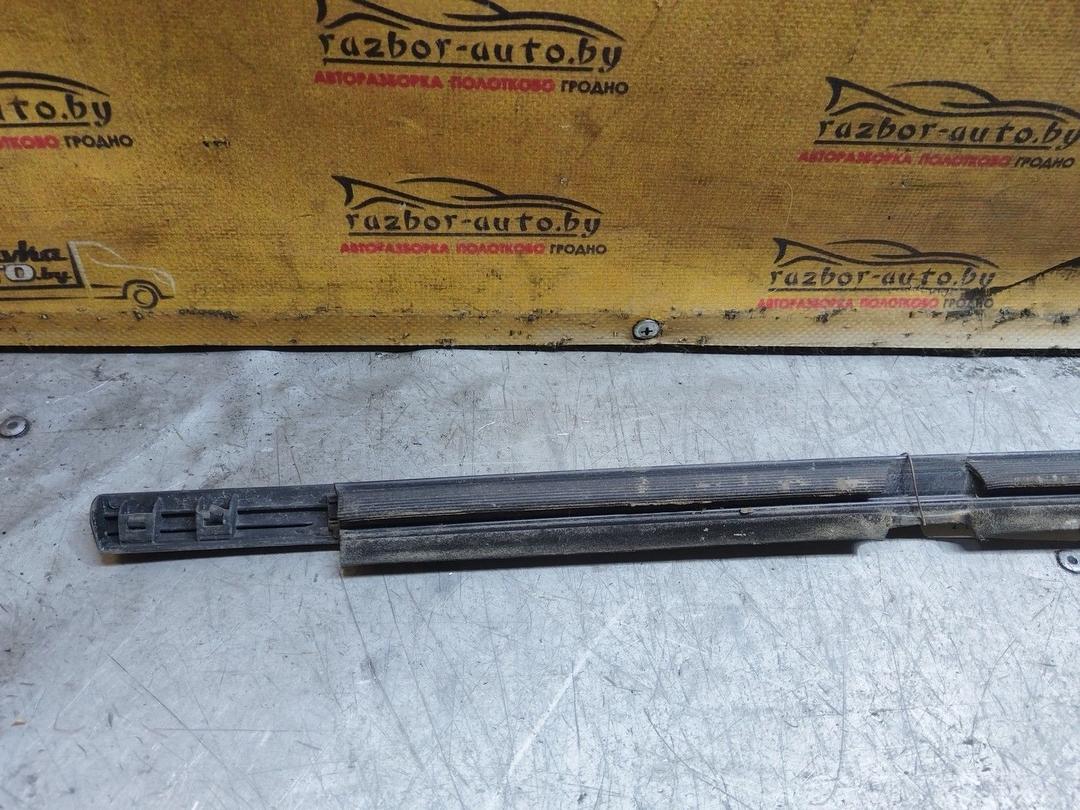 Молдинг стекла двери задней правой наружный PC2L5A Opel Astra купить в магазине запчастей бу