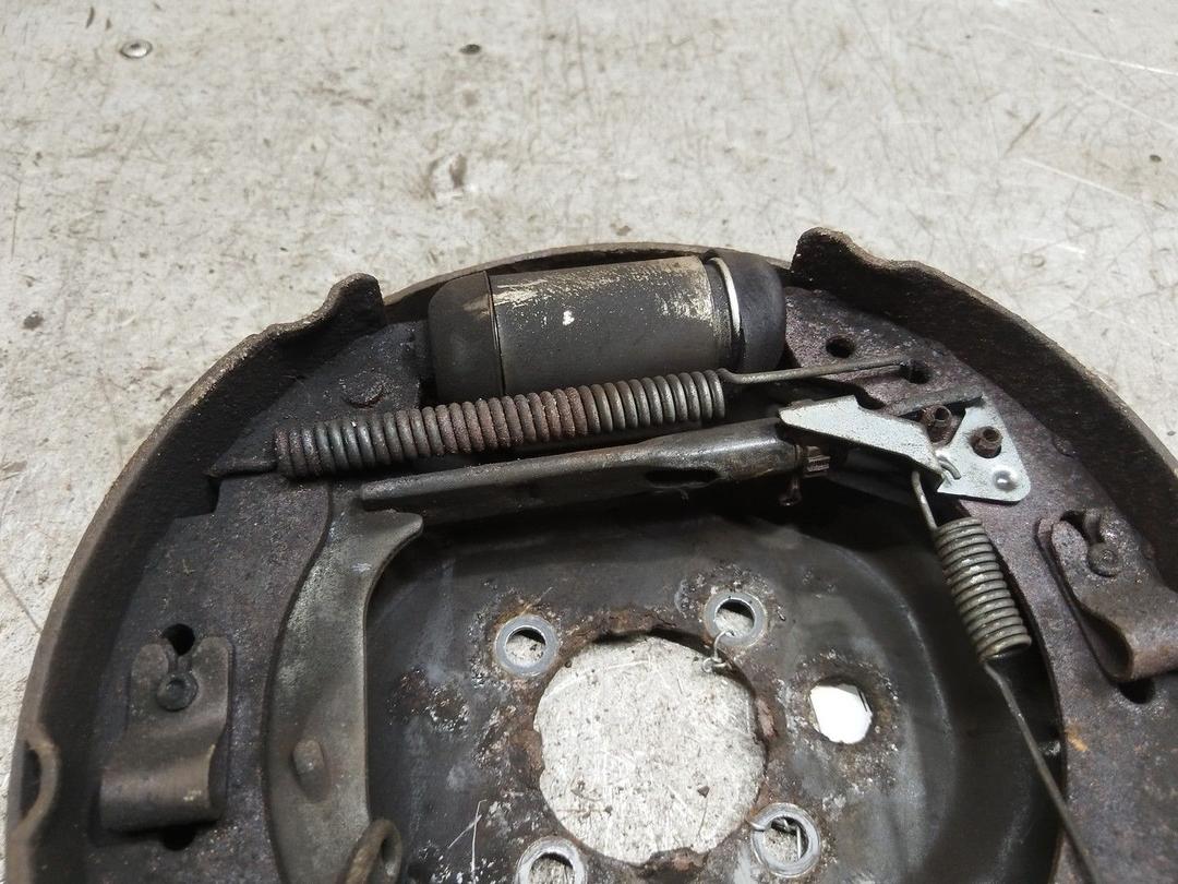 Механизм развода задних тормозных колодок правый HWTM7B Citroen C3 - Фото 4