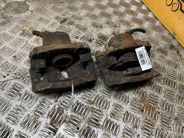 Суппорт передний правый 4BUZJK Renault Megane