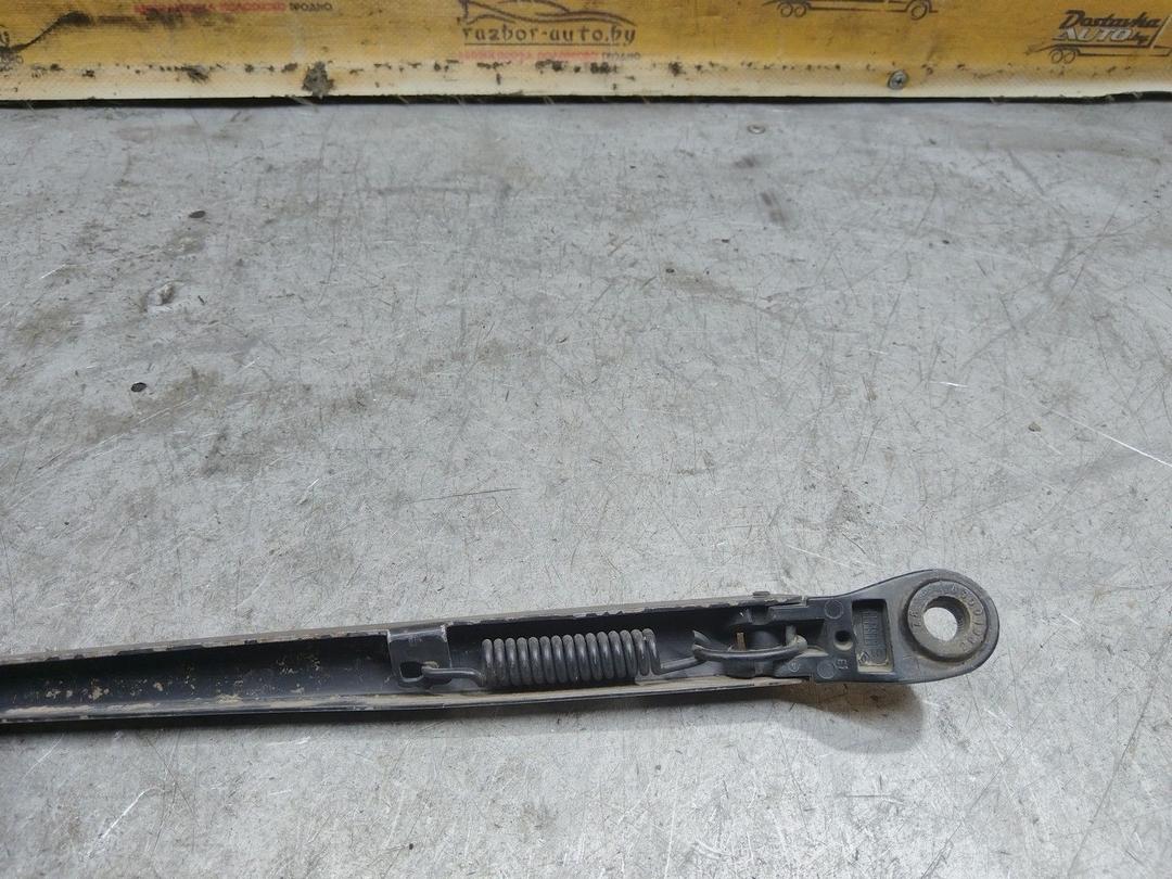 Щеткодержатель (поводок стеклоочистителя, дворник) HIE01U Renault Laguna купить с доставкой