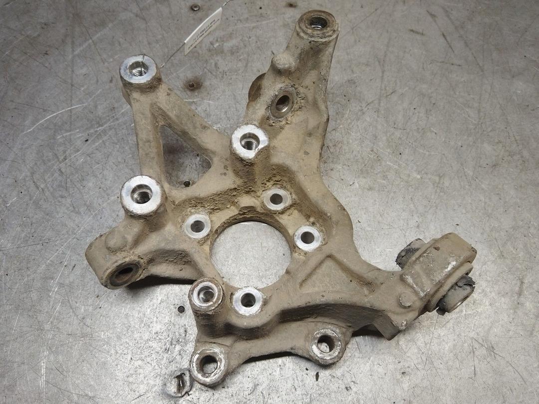 Кулак задний левый NT02UC Saab 9-3 купить с доставкой