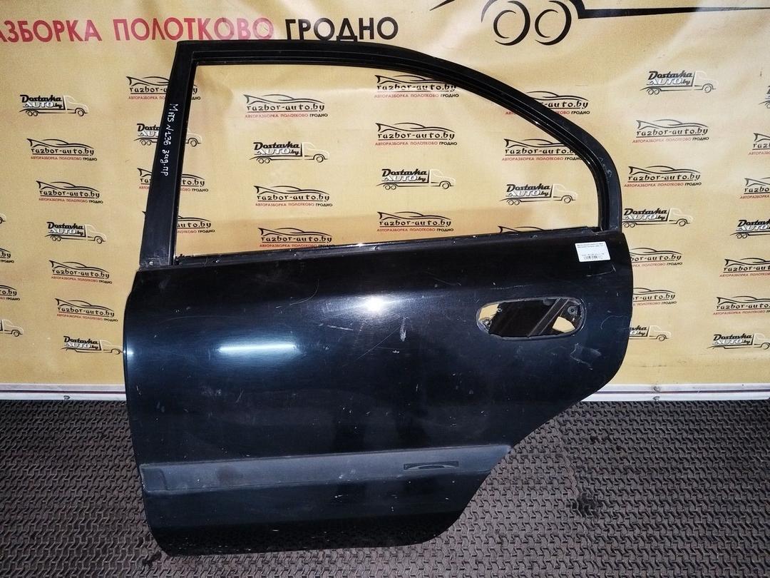 Дверь задняя левая VEJ98X Mitsubishi Carisma