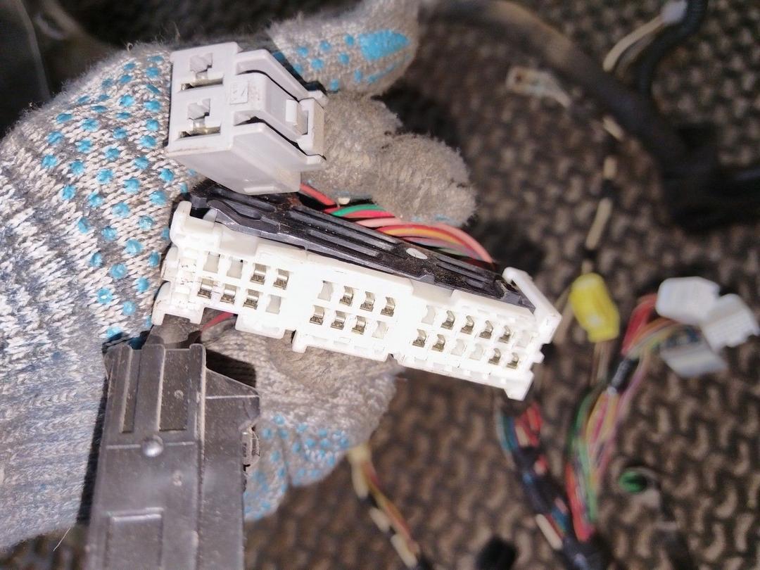 Проводка Y9UV42 Toyota Corolla undefined