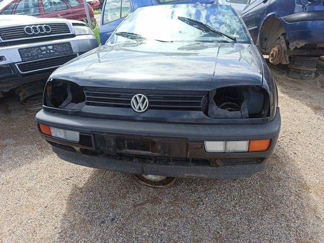 Кронштейн крепления бампера переднего CH9POP Volkswagen Golf