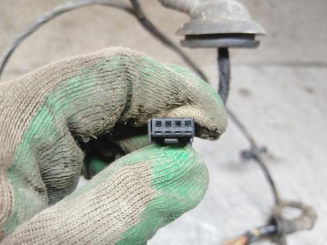 Проводка двери задней левой ZQV49E Seat Altea купить с доставкой