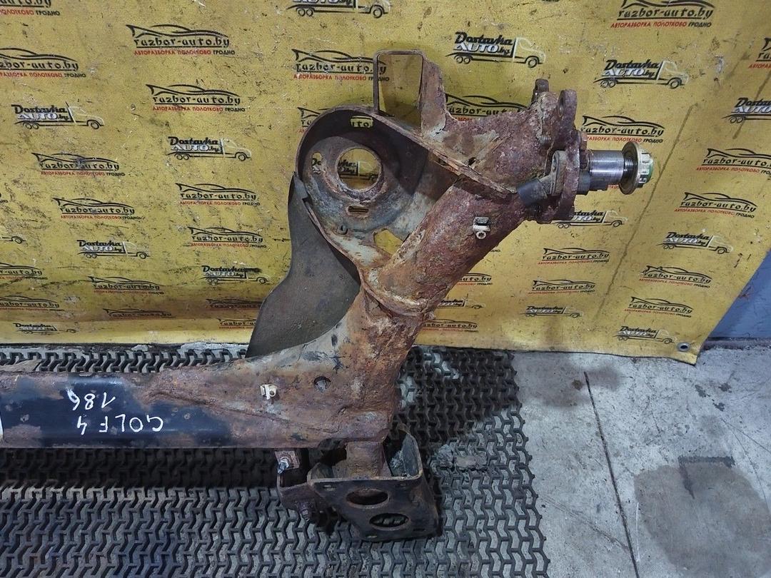 Балка подвески задняя F5773H Volkswagen Golf - Фото 4