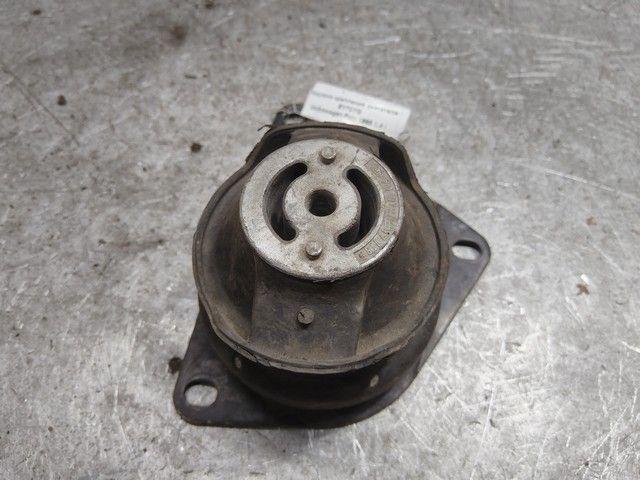 Подушка крепления двигателя EY7CYQ Volkswagen Polo купить в магазине запчастей бу