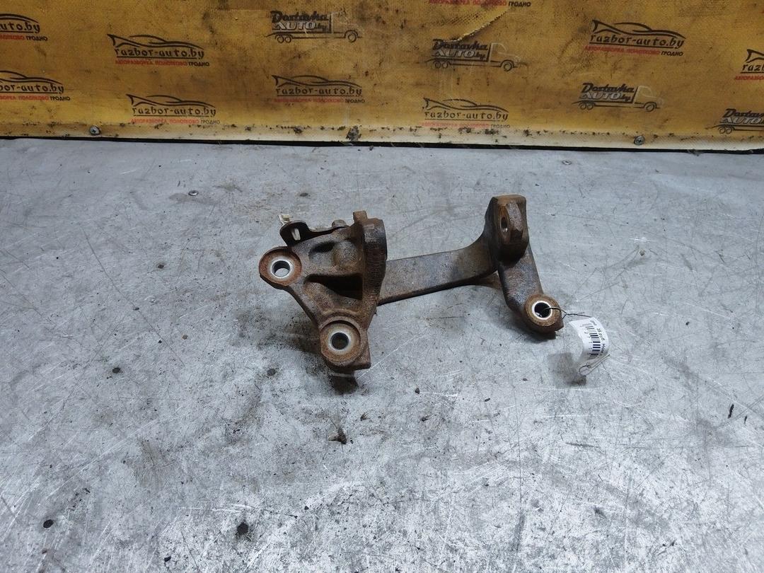 Кронштейн двигателя YVN78A Honda Accord купить с доставкой