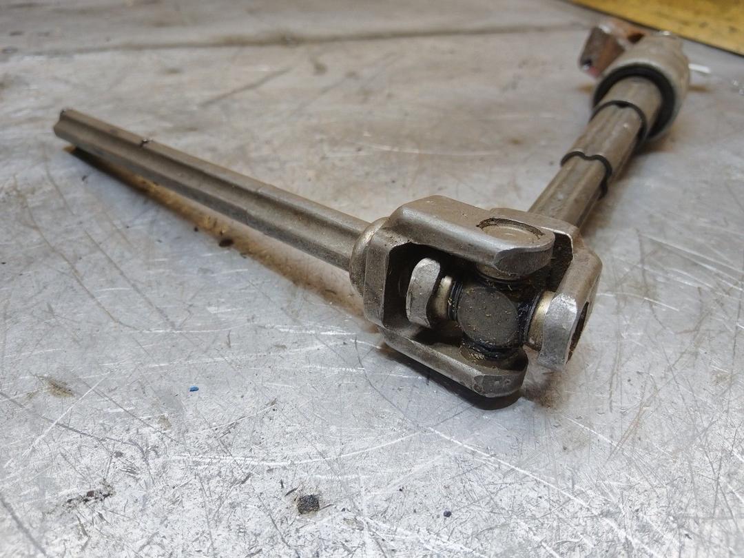 Рулевой карданчик JDEWP3 Audi A6 купить с доставкой