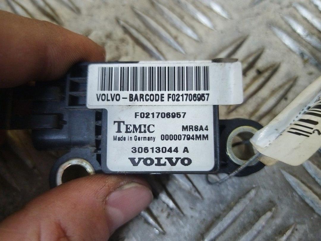 Датчик удара TWKKNS Volvo V40 - Фото 5