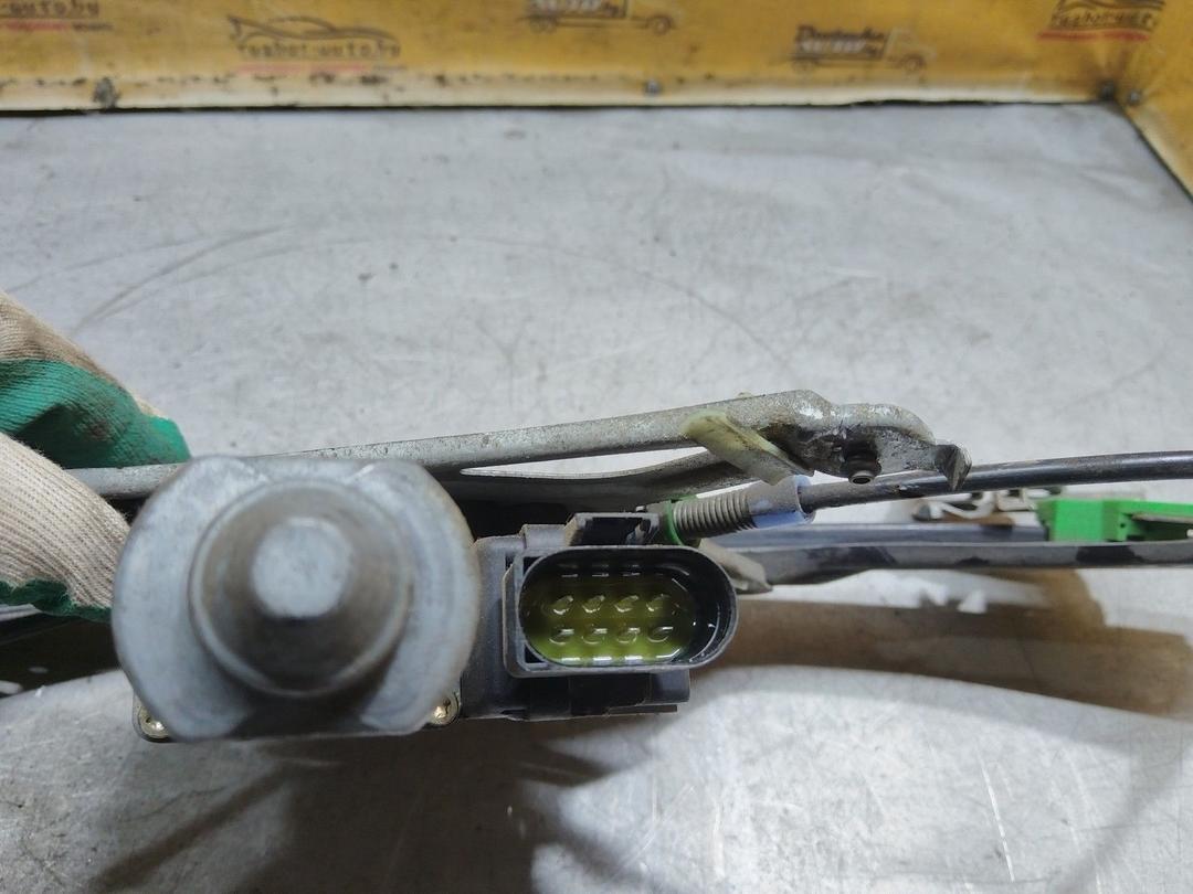 Стеклоподъемник электрический передний правый ZS6UKW Audi A4 купить с доставкой