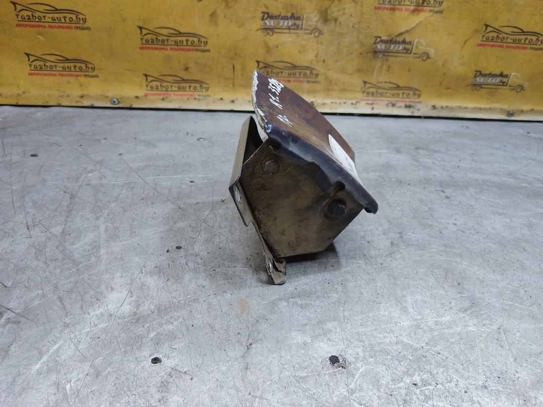 Ус под фонарь правый 6FTA85 Renault Laguna купить с доставкой