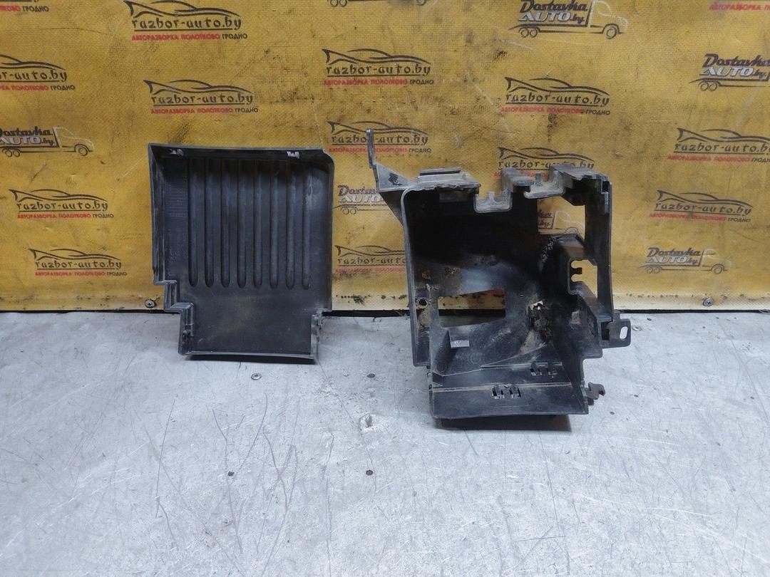 Короб предохранителей 7KDEDZ Peugeot 406 купить на авторазборке