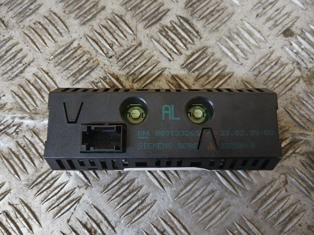 Дисплей FHJMXE Opel Astra - Фото 2