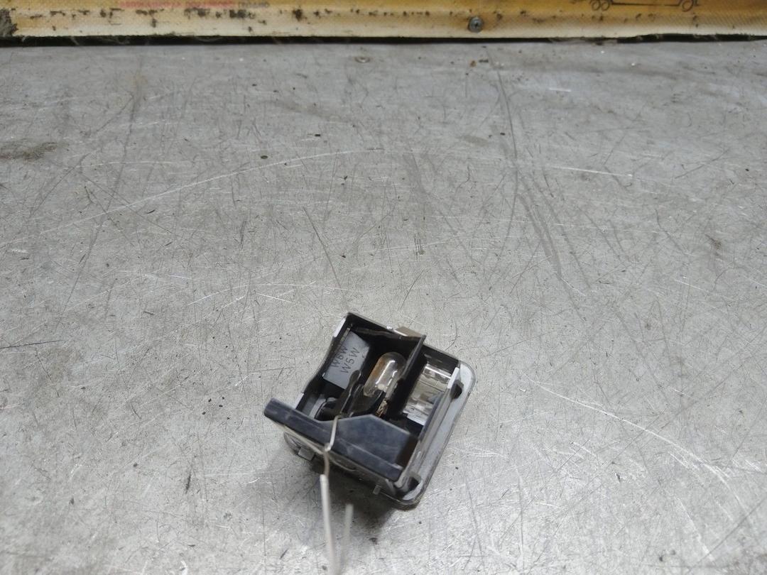 Фонарь салона (плафон) 858GDK Citroen Berlingo купить в магазине запчастей бу