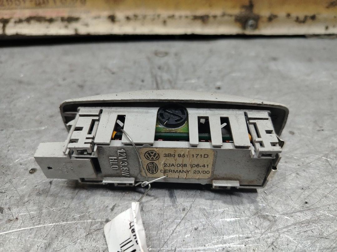 Подсветка салона FSPFS2 Volkswagen Passat - Фото 3