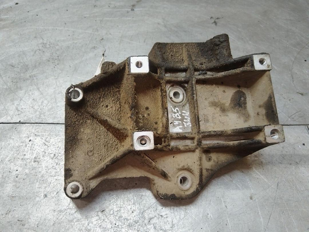 Кронштейн компрессора кондиционера 1MGMT7 Audi A4 - Фото 1