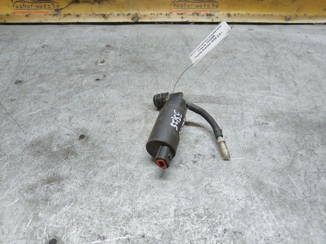 Насос (моторчик) омывателя стекла 1C24QE Toyota Avensis купить в магазине запчастей бу