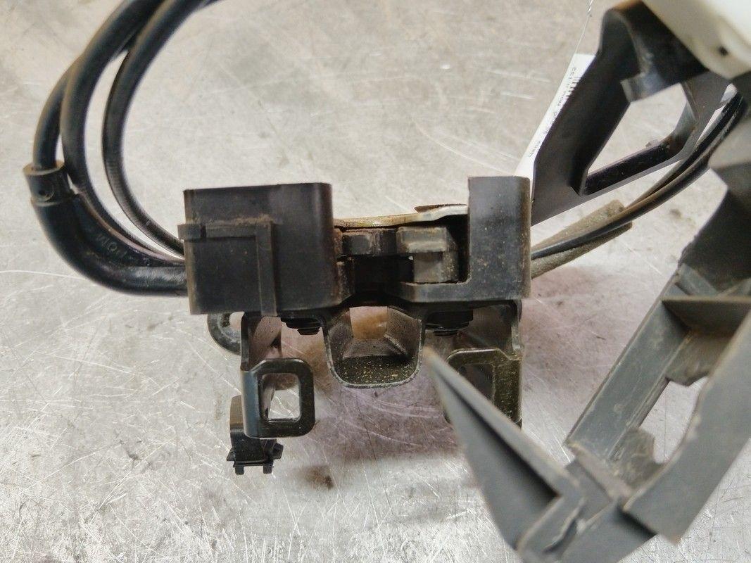 Замок спинки сиденья SO2H5A Volvo S80 купить с доставкой. Огромный выбор запчастей и марок авто. У нас есть практически все.