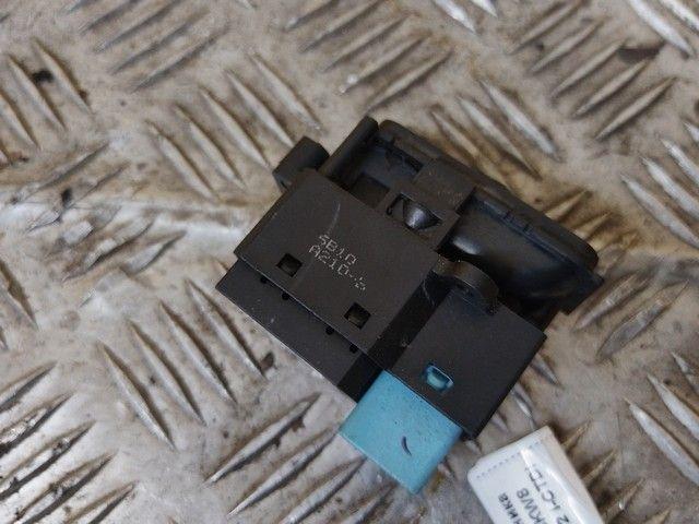 Кнопка стеклоподъемника заднего левого MO8KW8 Honda Accord купить с доставкой