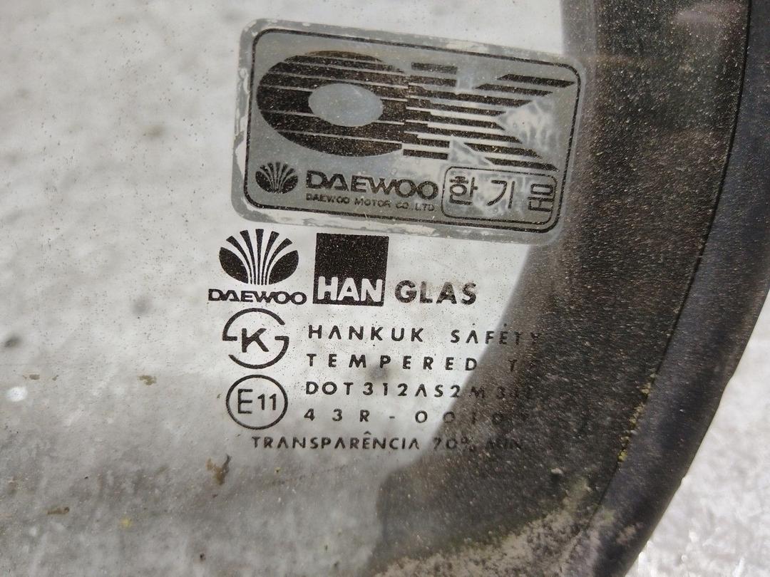Стекло двери задней левой YB5U9I Daewoo Leganza купить
