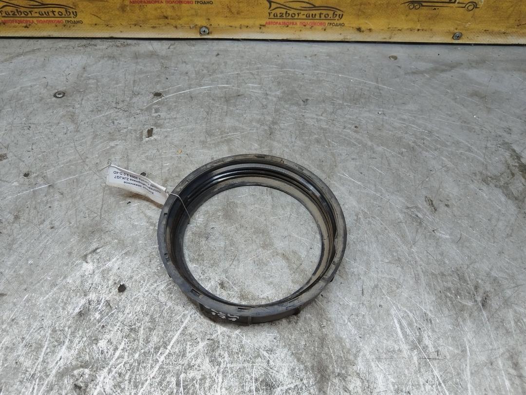 Кольцо зажимное топливозаборника ZJKJG7 Toyota Corolla купить