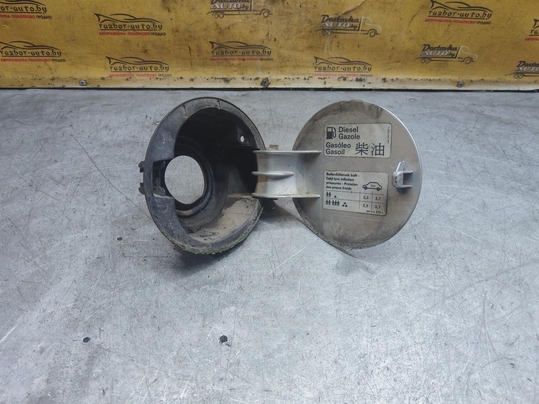 Лючок топливного бака 421VD5 Volkswagen Passat купить в магазине запчастей бу