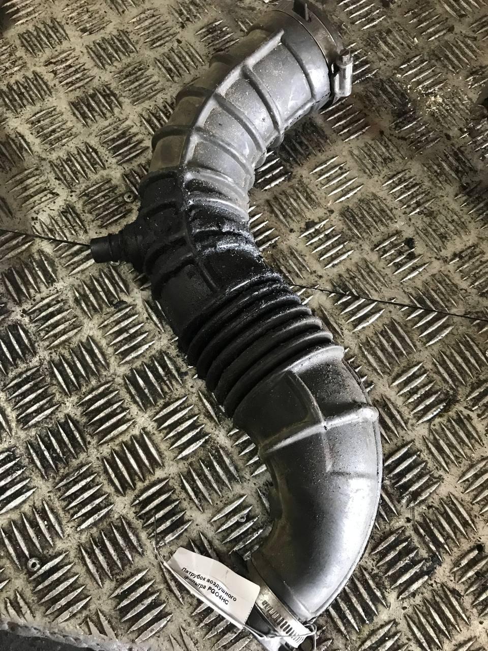 Патрубок воздушного фильтра PGO4HC Renault Scenic