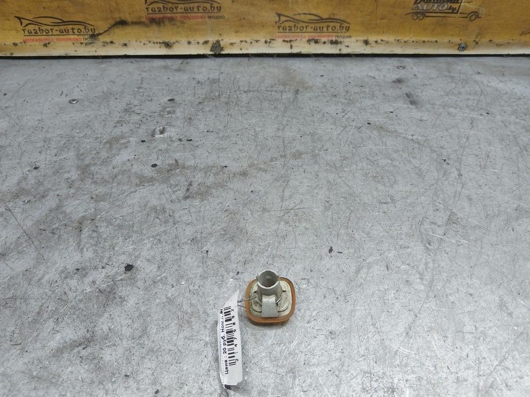 Повторитель передний правый GBTM25 Audi A4 купить