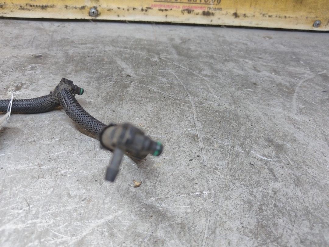 Трубка обратки форсунок X5SXBM Peugeot 206 купить